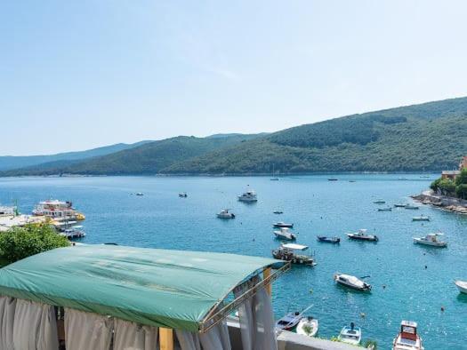 Apartmani Ella Рабац Экстерьер фото