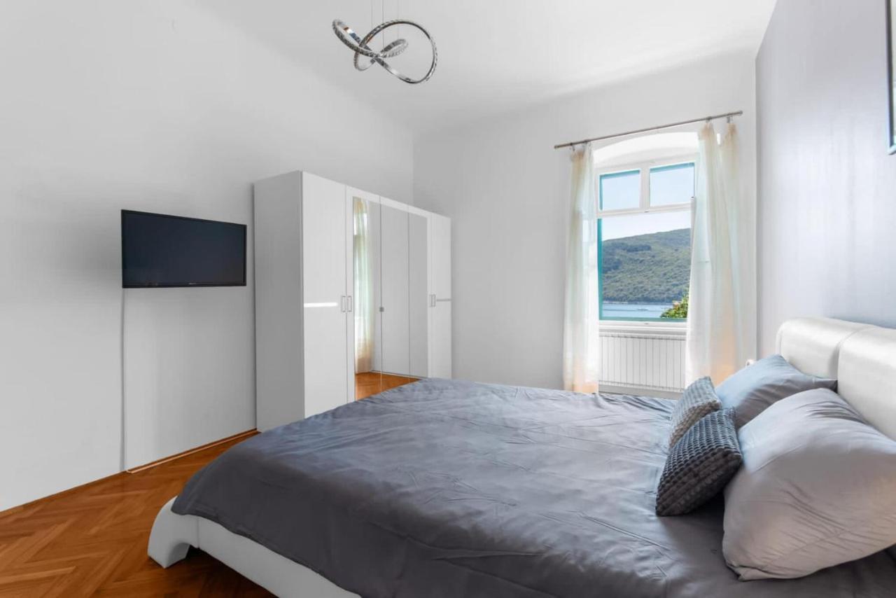 Apartmani Ella Рабац Экстерьер фото