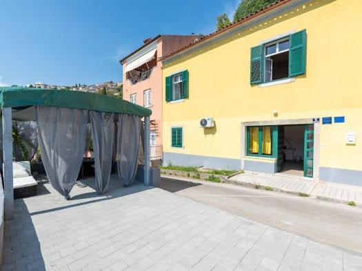 Apartmani Ella Рабац Экстерьер фото